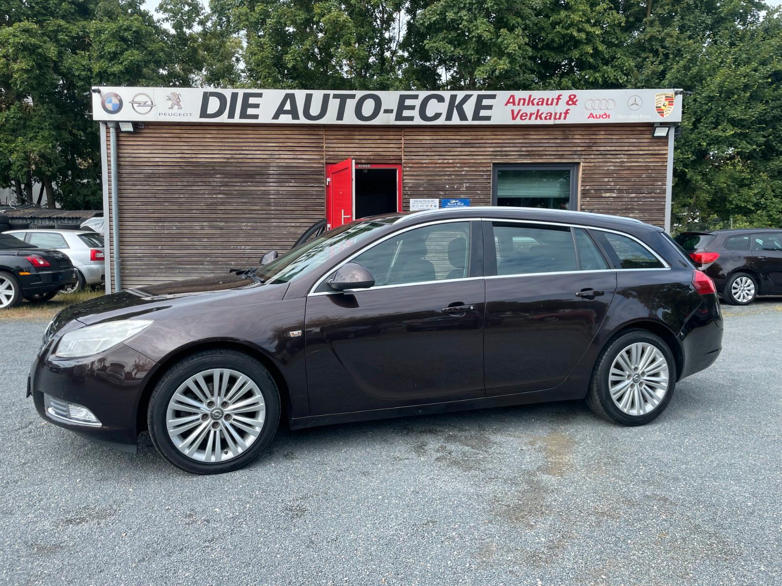 Opel Insignia A 2.0 CDTI Sports Tourer Edition / Navi