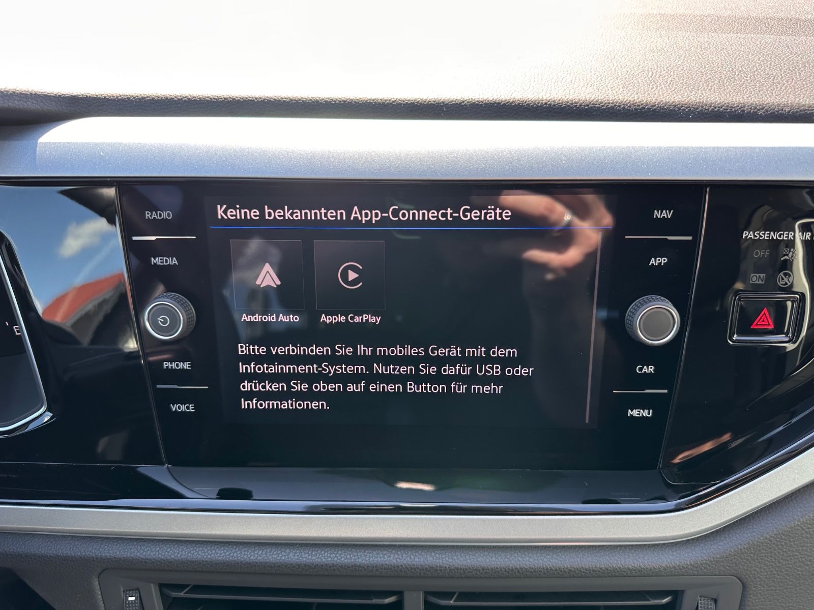 Fahrzeugabbildung Volkswagen Polo 1.0 TSI Goal DSG ACC/APP/GJR/LED/PDC