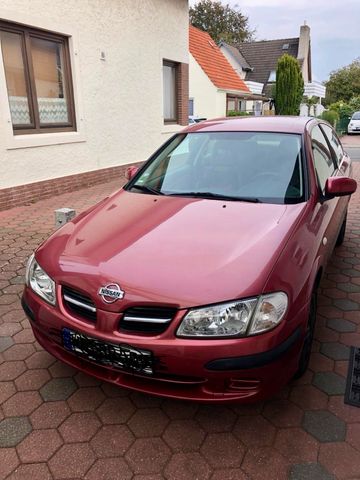 Nissan Almera Comfort 1.5I Comfort