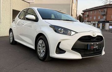 Toyota Yaris - 1