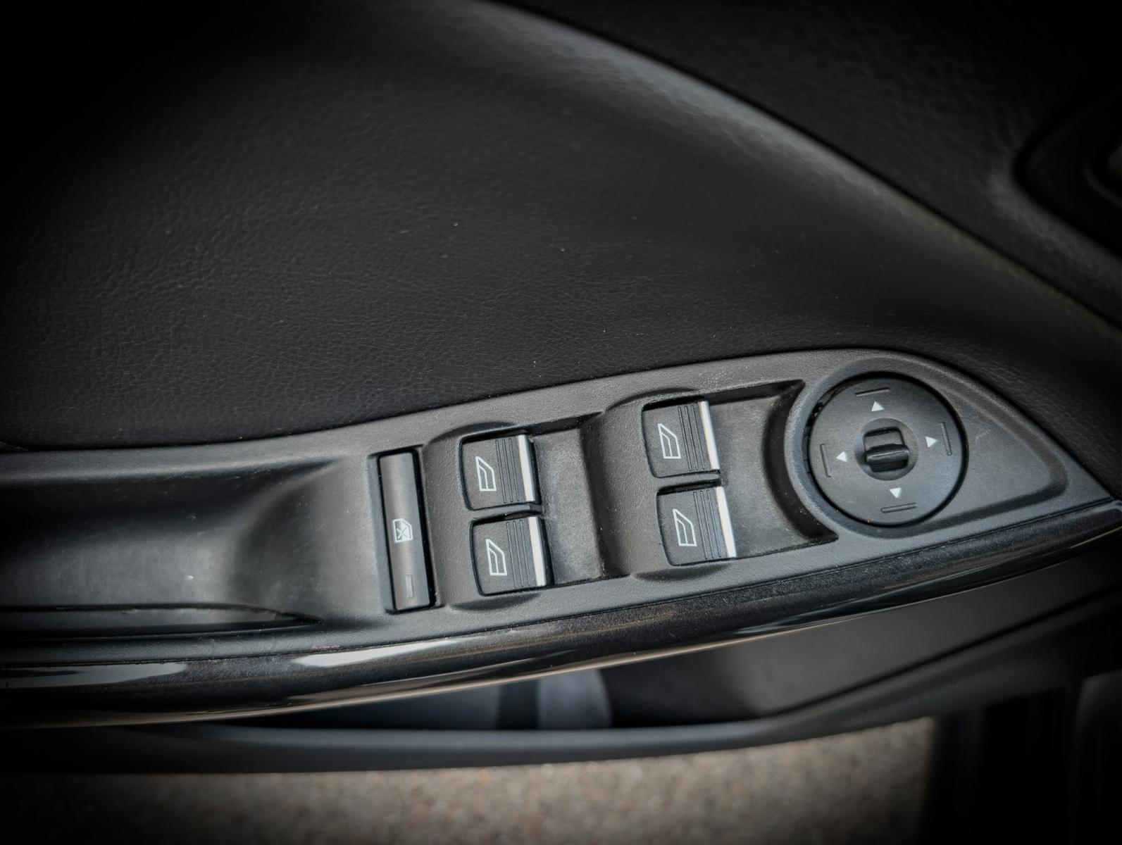 Ford Focus 2015 — photo 13