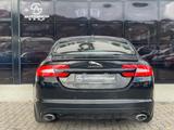 Jaguar XF 3.0 V6 Kompressor AWD CAM/Bi-Xenon/Automatik - Jaguar XF mit Benzin-Antrieb: Limousine, 3.0