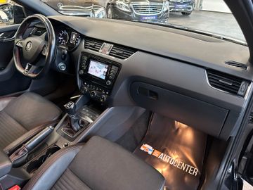 MYAUTOCENTER – Gebraucht- und Jahreswagen mit Werkstattservice in Pfaffenhofen Skoda Octavia Combi RS *1. Hand*Klima*Navi*Xenon*BT*