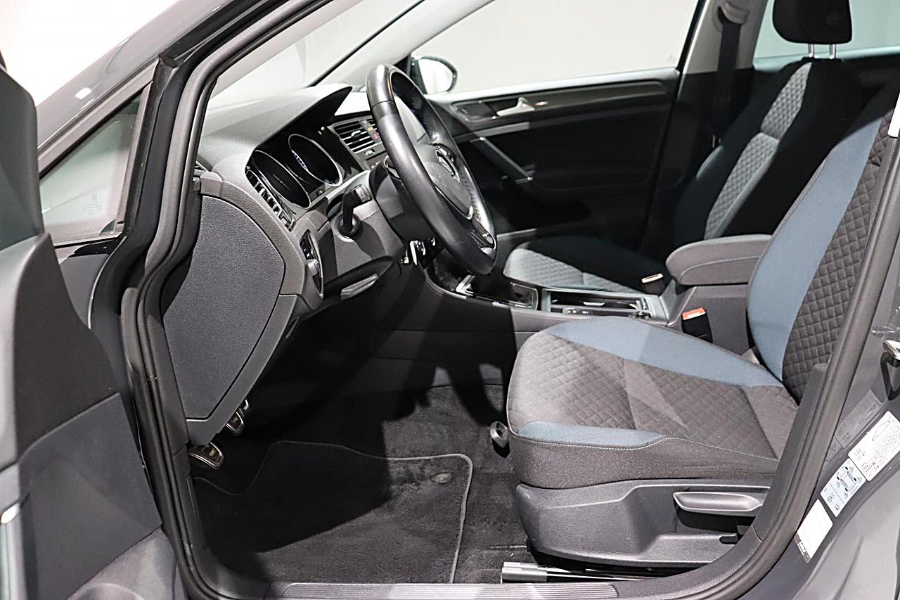 Volkswagen Golf VII IQ.DRIVE 1.6 TDI ACC PDC TEMPOMAT BT, миниатюра 20