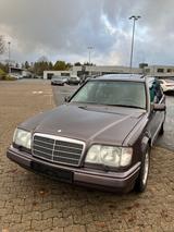 Mercedes-Benz E 320 T - gebrauchte Mercedes-Benz E 320 aus dem Jahr 1993