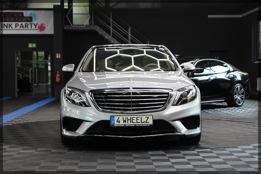 Mercedes-Benz S 63 AMG 4MATIC L PANO / NAVI / CAM