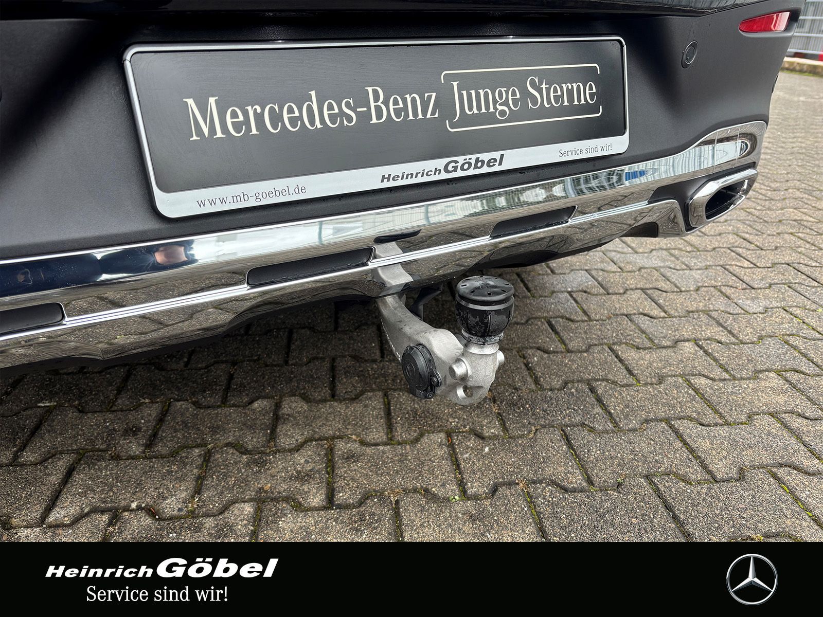 Fahrzeugabbildung Mercedes-Benz GLC 220 d 4M Coupé AMG*PANO*AHK*MEMORY*360°KAMER