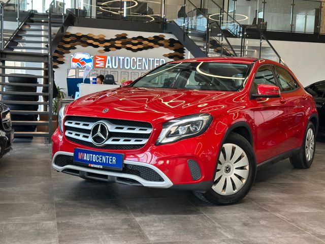 Mercedes-Benz GLA 200 *ACC*PDC*NAVI*TOTWINKEL*KLIMA*LED*