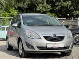 Opel Meriva B Design Edition / 28500 KM / - Opel Meriva in Freiburg