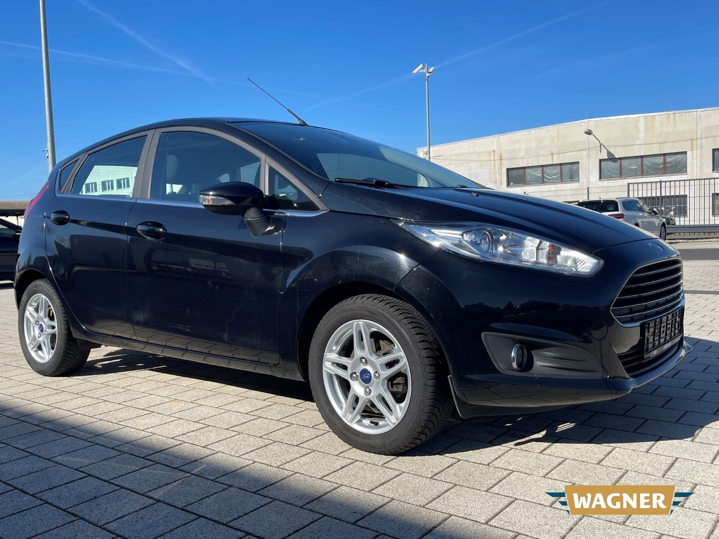 Fahrzeugabbildung Ford Fiesta Titanium 1.0 EcoBoost Sitzheizung