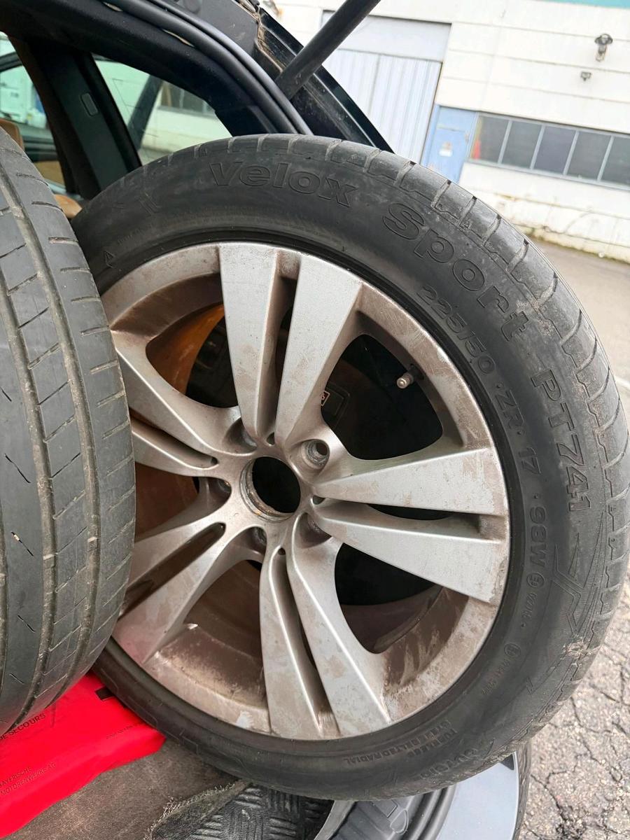 BMW 520 2008 — photo 15