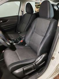 Nissan Qashqai - 12