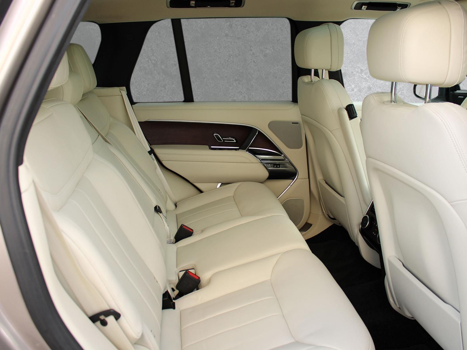 Fahrzeugabbildung Land Rover Range Rover D300 HSE