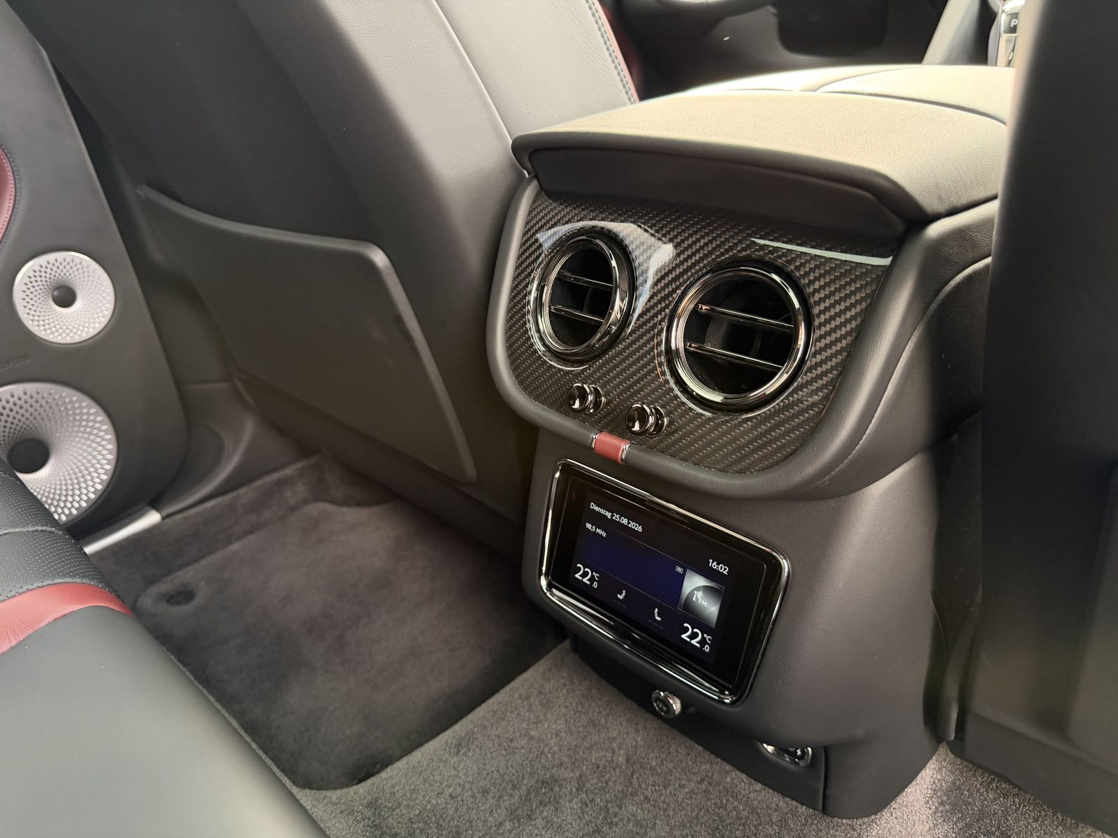 Bentley Bentayga V8 Speed *CC-Brakes*B&O* foto 23