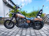 Harley-Davidson FXDC - HARLEY-DAVIDSON FXDC
