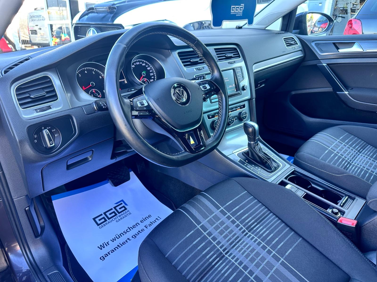 Volkswagen Golf VII Lim. Lounge BMT