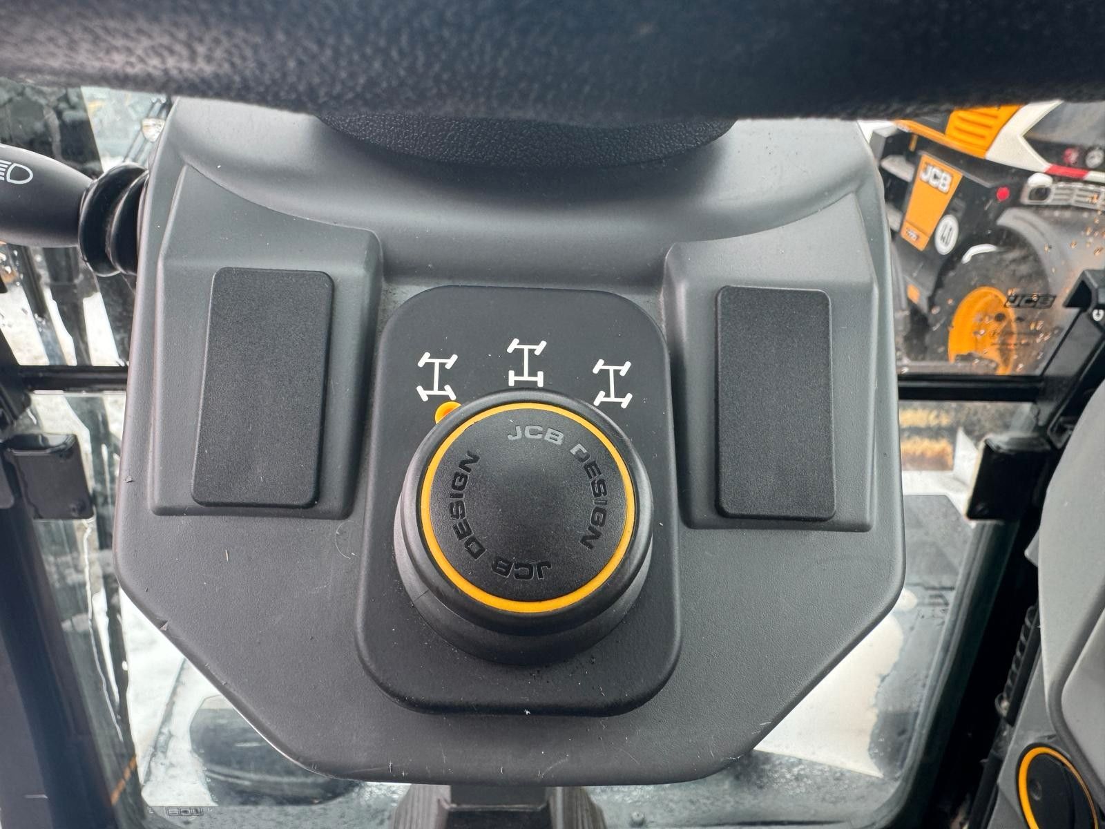 Fahrzeugabbildung JCB Hydradig HD 110WT / 2022 / nur 999h! / Powertilt