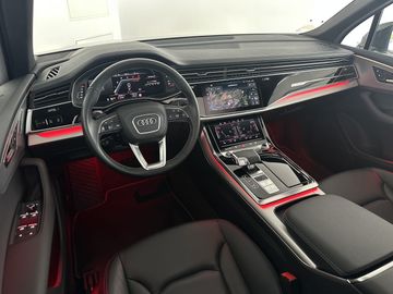 Audi Q7 - 11
