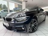 BMW 440 i xDrive M Sport*ACC*1.Hand*AHK*HUD*360°CAM - schwarze BMW 440