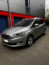 Ford Grand C-Max 1,5 EcoBoost 110kW Titanium Auto... - Ford Grand C-Max mit Benzin-Antrieb: Kombi