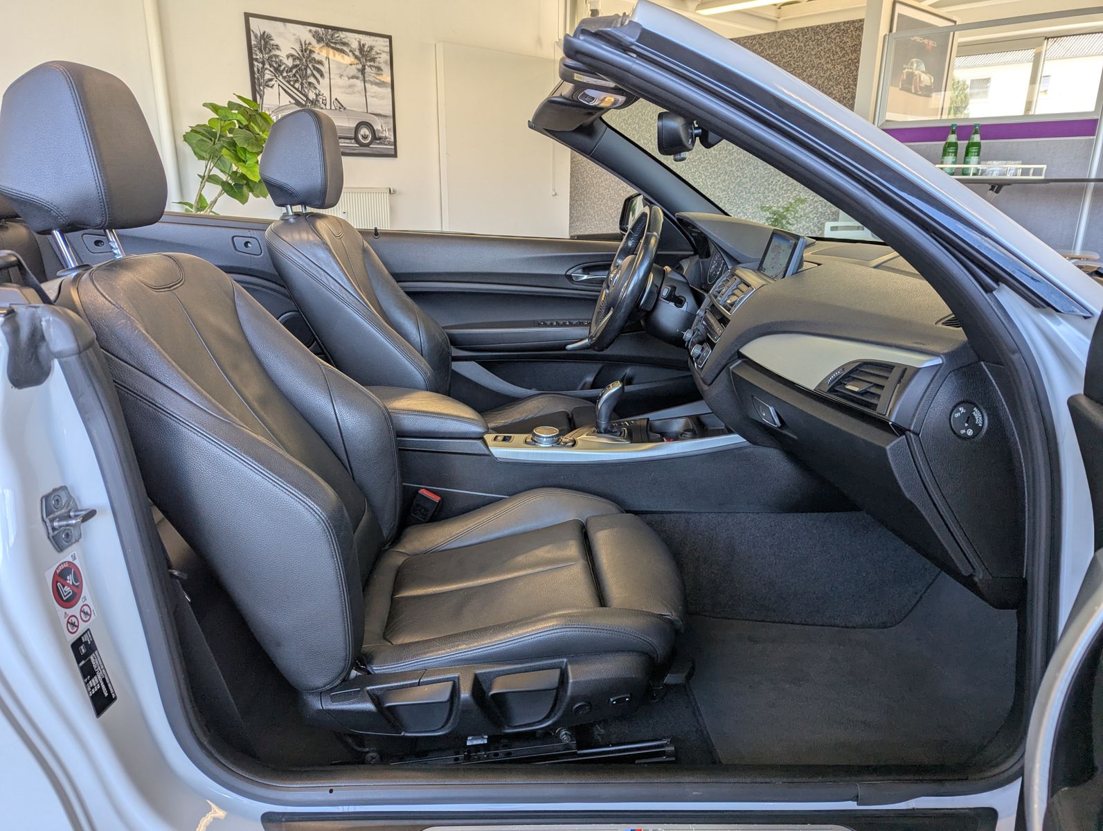 Fahrzeugabbildung BMW 220 d M-Sport-Paket Leder Bi-Xen Navi HiFi