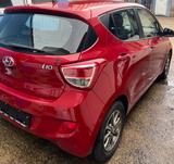 Hyundai i10 1.0 FIFA World Cup Edition FIFA World Cu... - Hyundai i10: Fifa