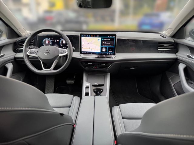 Passat Variant Business 1,5 l eTSI DSG LED Navi 
