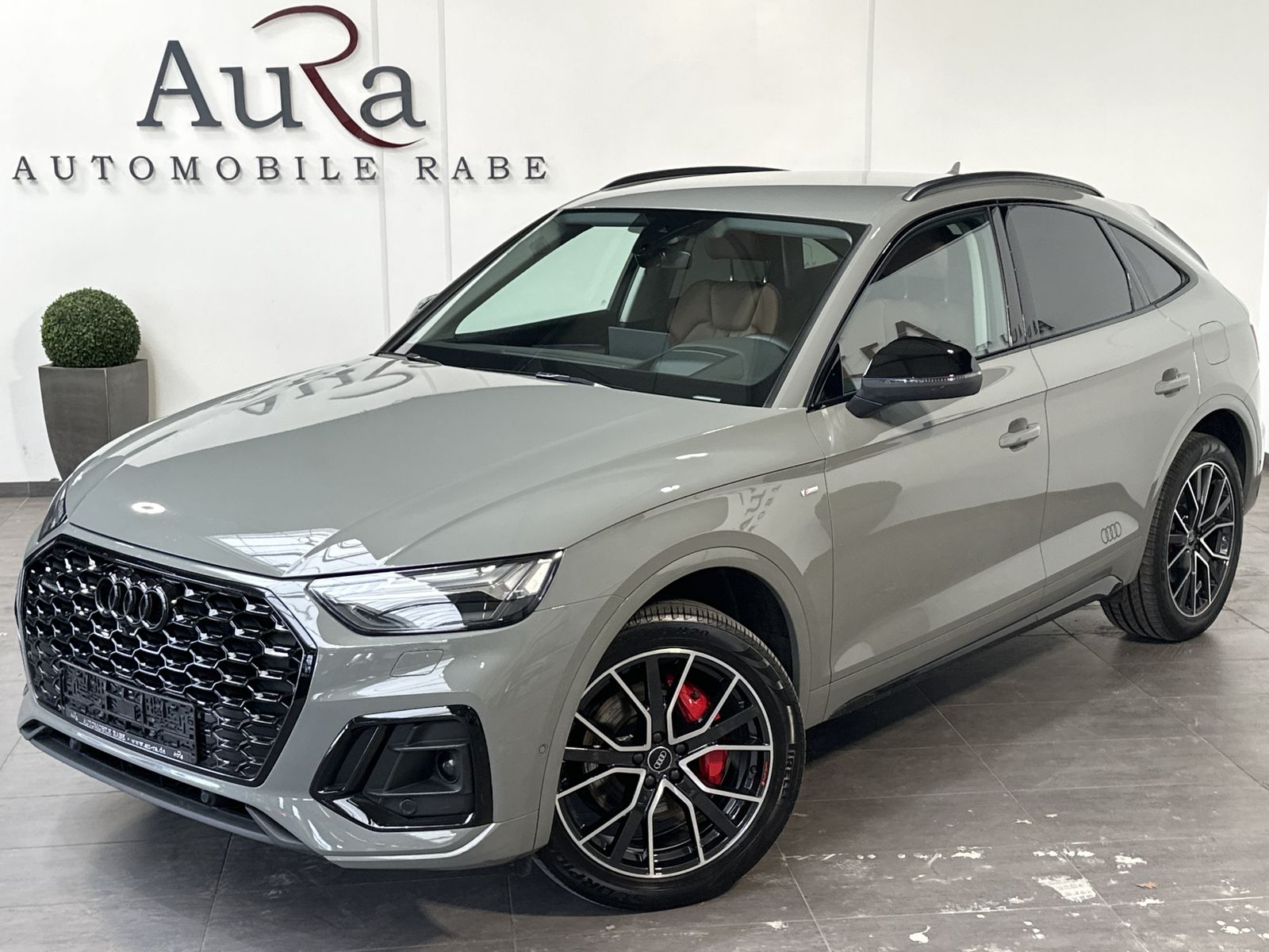 Fahrzeugabbildung Audi Q5 55 TFSIe Edition One NAV+LED+HUD+SHZ+B&O+360°