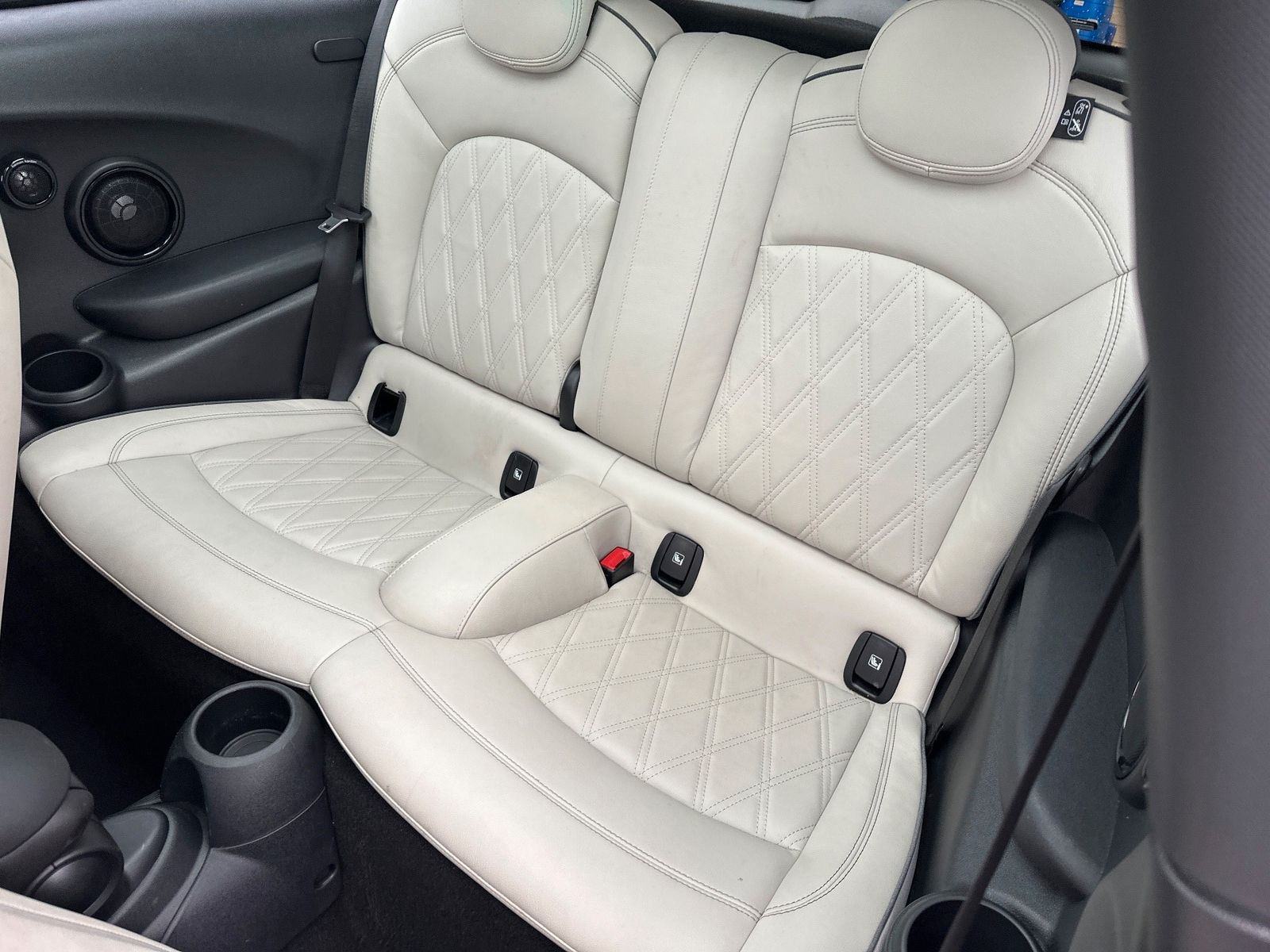 Fahrzeugabbildung MINI John Cooper Works Sport-Aut. NAV+LED+PANO+HUD