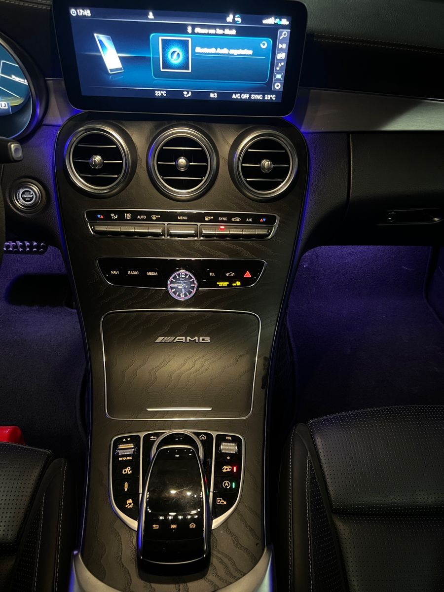 Fahrzeugabbildung Mercedes-Benz C 63 S AMG Coupe PERFORMANCE*DESIGNO-MAGNO*AERO*