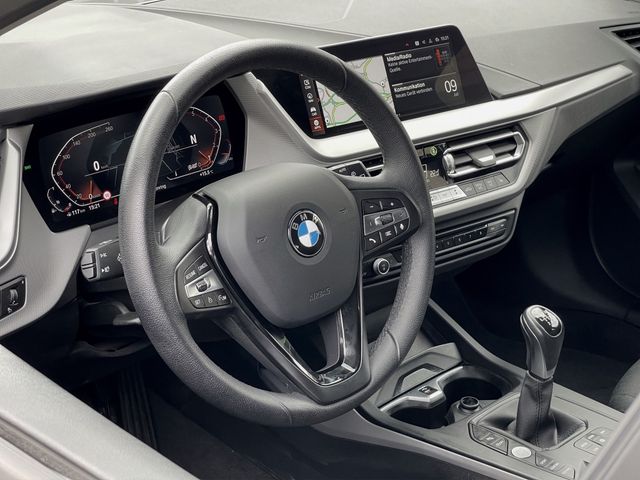 Foto Nummer 7: BMW 118i