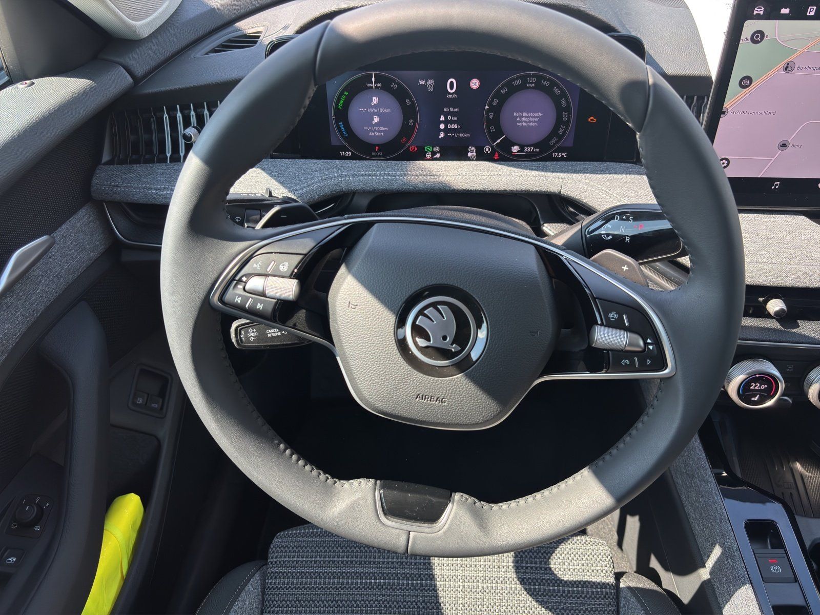 Fahrzeugabbildung SKODA Superb Combi Selection 1,5 TSI iV 150 kW DSG