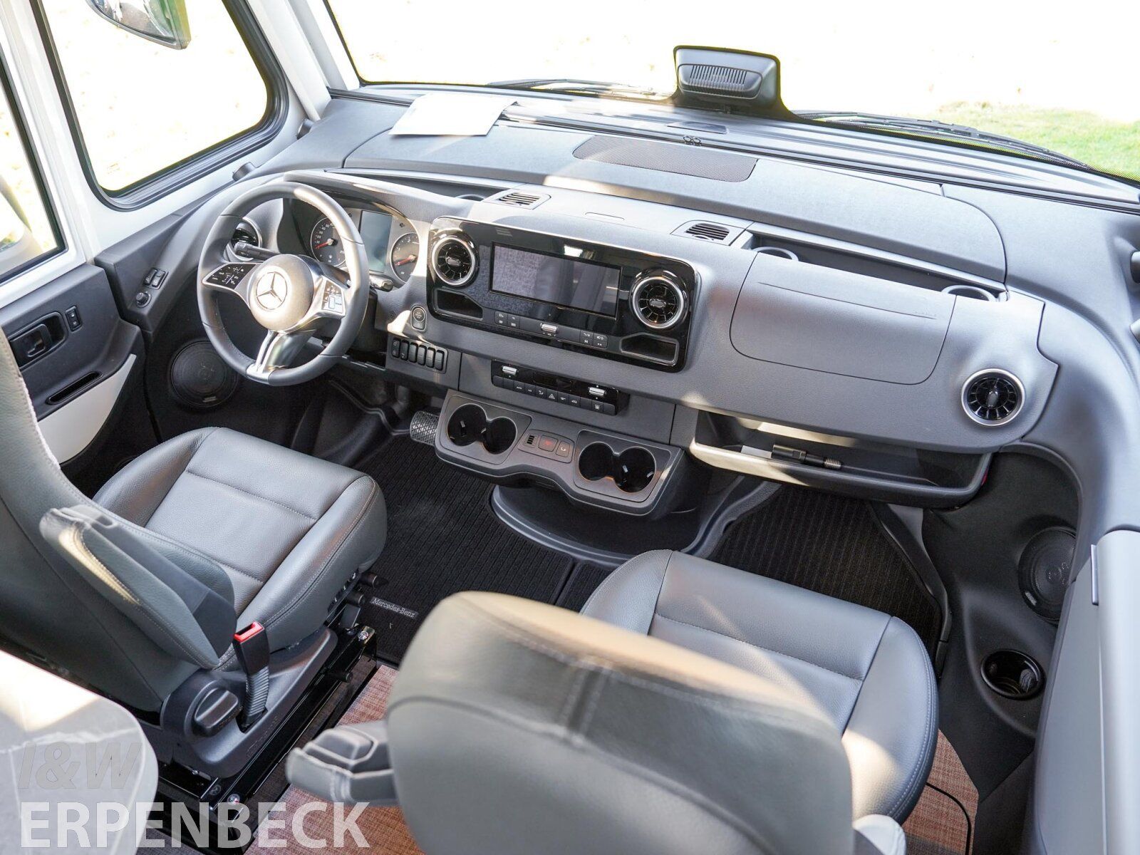 Fahrzeugabbildung HYMER / ERIBA / HYMERCAR B-Klasse ModernComfort I 680 / BMC-I 680