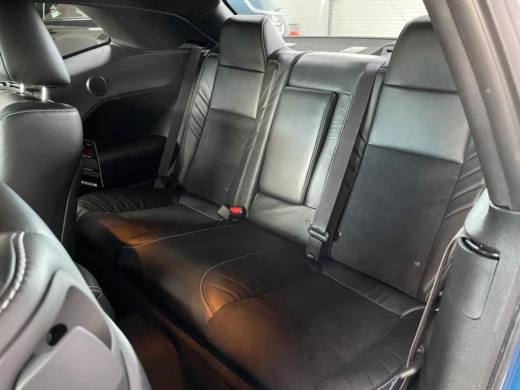 Fahrzeugabbildung Dodge CHALLENGER SRT HELLCAT-ALCANTARA-CARBON-1.HAND!!