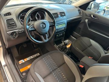 Skoda Yeti Adventure *TÜV*Xenon*Scheckheftgepfl.*Navi*