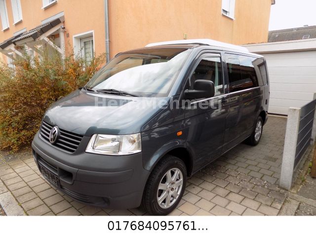 Volkswagen T5 Transporter Bus Multivan Beach