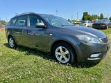Kia cee'd / Ceed Business Line - Kia aus 2012: Cee D