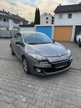Renault Megane III BOSE Edition Navi,Pdc,Temp,8Fach - Renault Megane: F