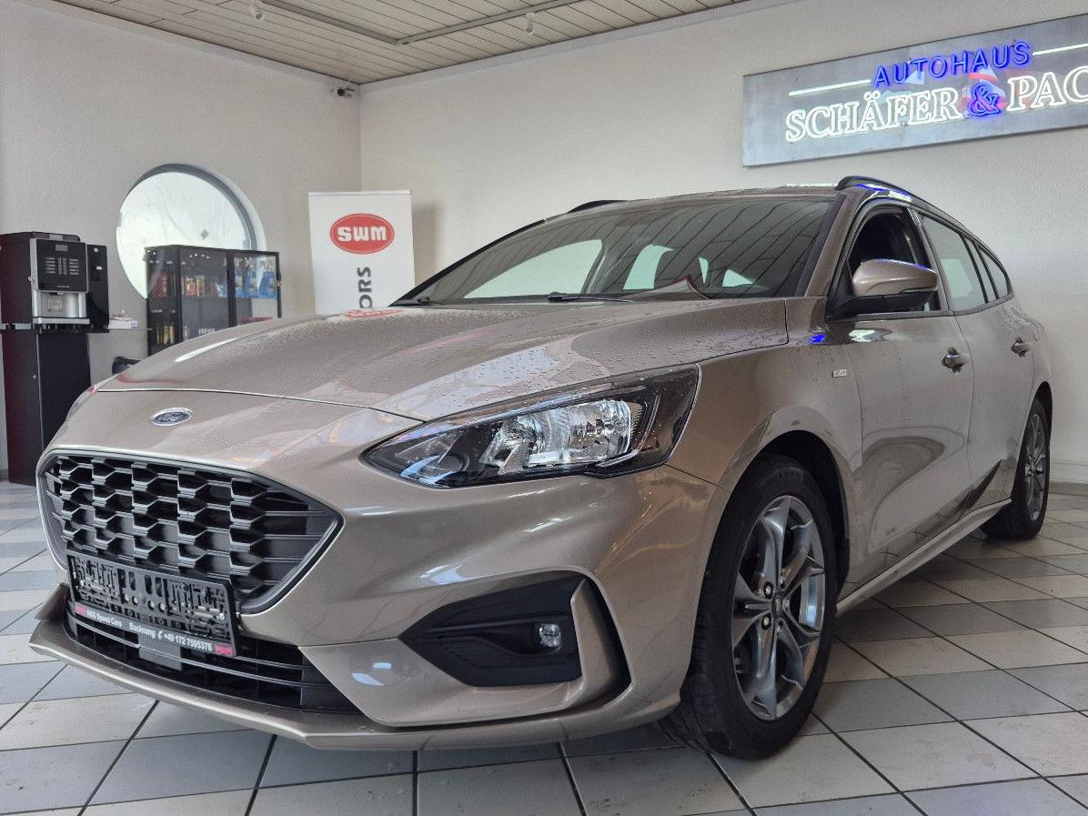 Ford Focus 1,0 EcoBoost ST-Line Turnier ALU