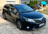 Toyota Avensis Combi Executive 2.2 D-4D Automatik E... - Toyota Avensis mit Diesel-Antrieb: Kombi, Automatik, 2.2