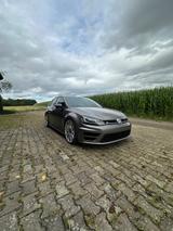 Volkswagen Golf R 2.0 TSI DSG 4MOTION 520PS - Volkswagen Golf: R Ps