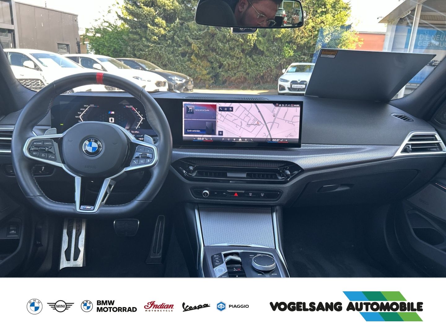 Fahrzeugabbildung BMW M340i xDriveTouring,Panodach,SurroundView,H&KSou