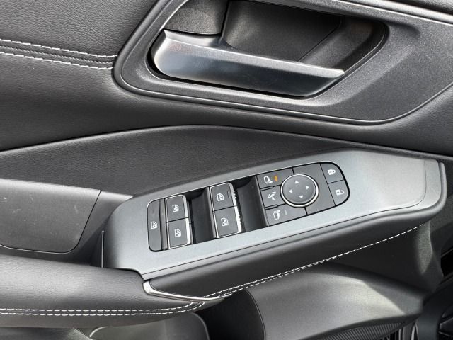 Fahrzeugabbildung Nissan Qashqai 1.5 VC-T e-Power N-Connecta WP*KP*MJ25