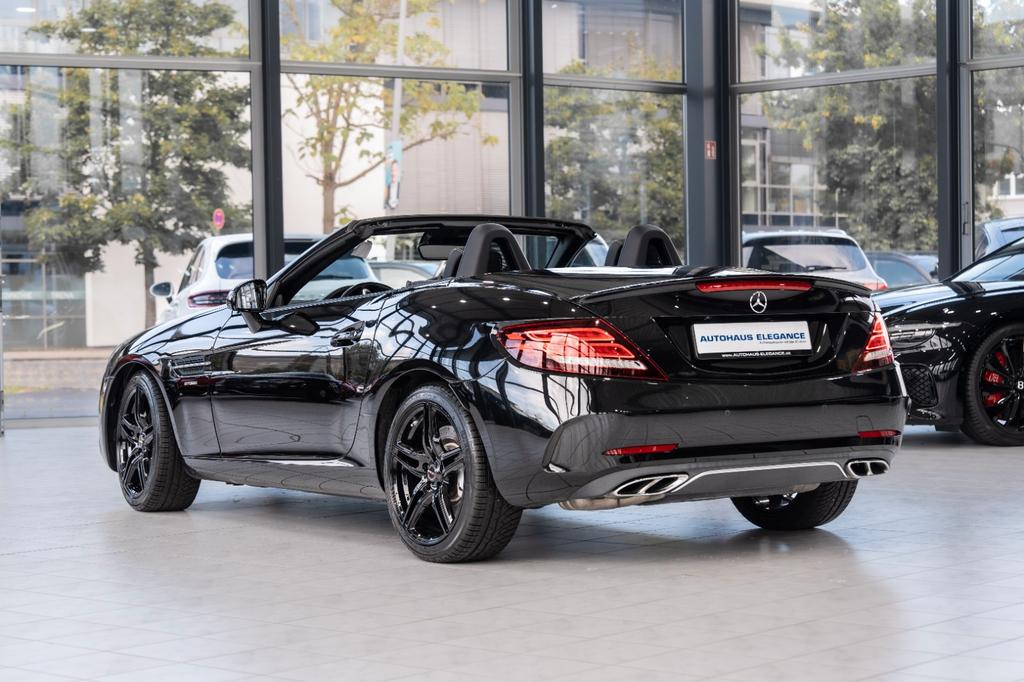 Mercedes-Benz SLC 43 AMG
