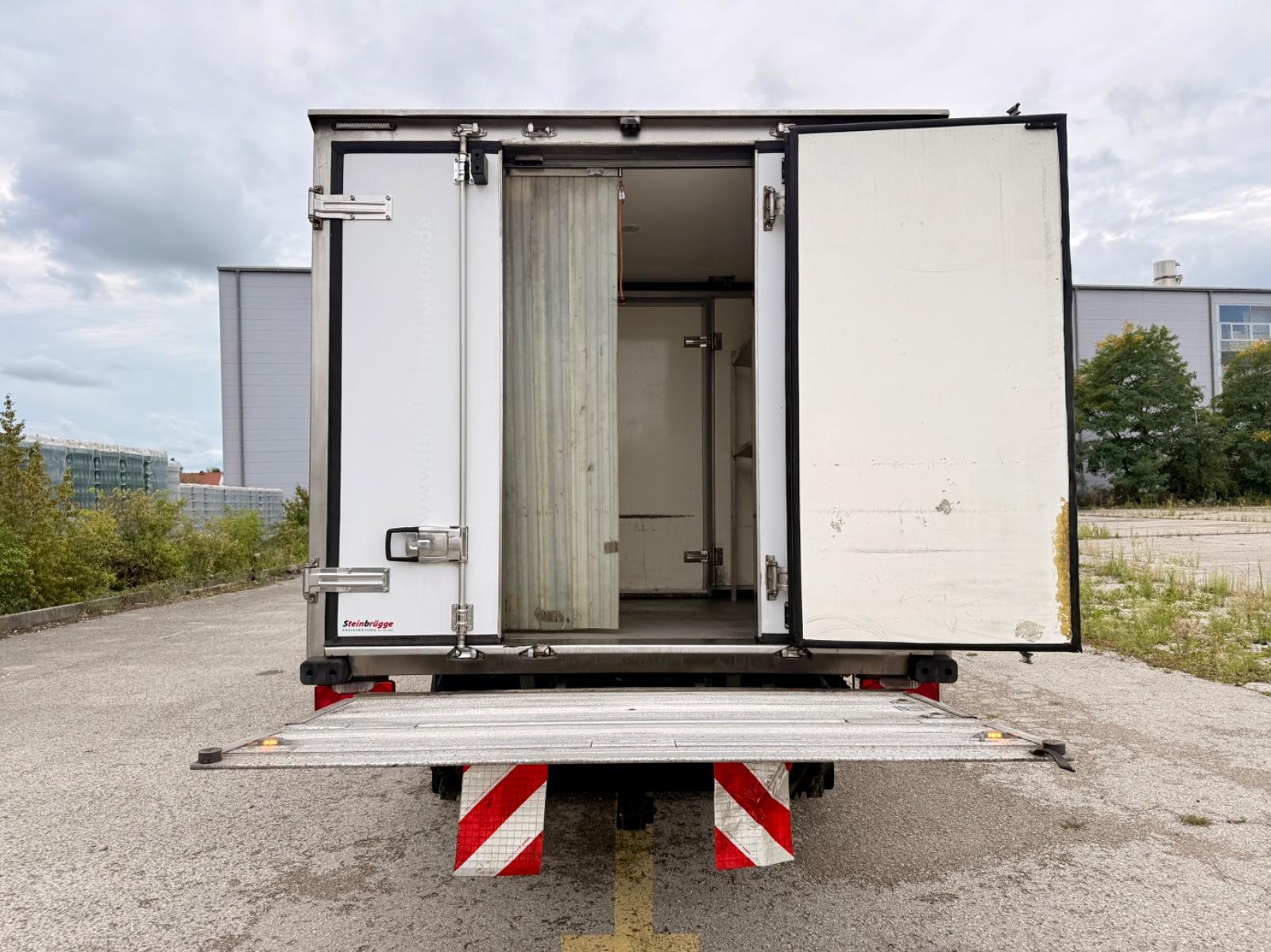 Iveco Daily 3.0D 72-180 Kühlkoffer THERMO KING 32- LDW