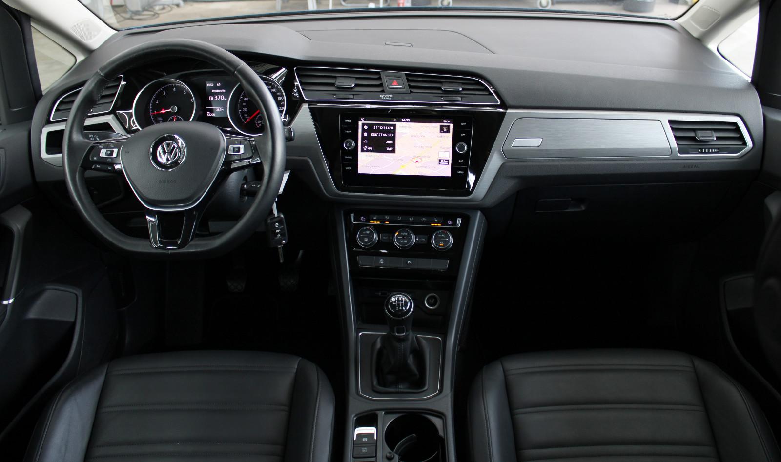 Volkswagen Touran *7 Sitzer* *Tüv&Inspektion Neu*Navi*Leder