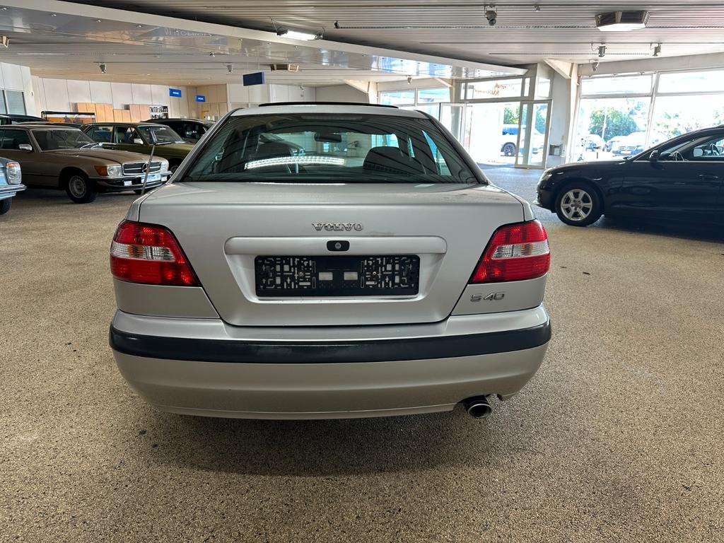 Volvo S40
