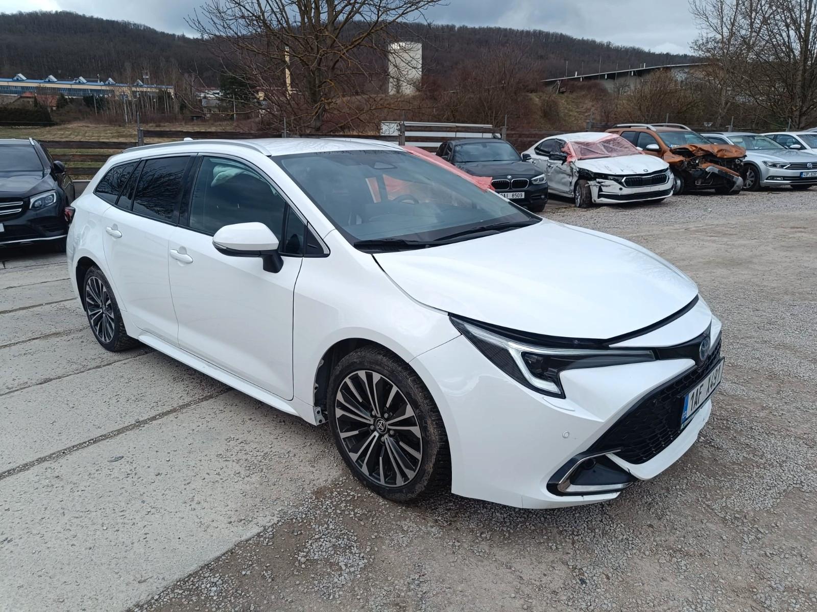 Toyota Corolla Touring Sports Hybrid Business Edition
