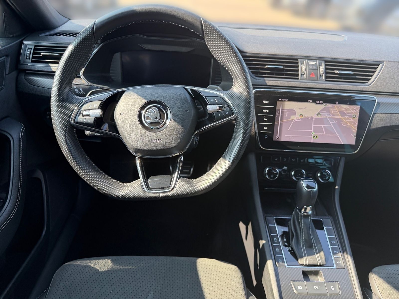Skoda Superb Combi 2.0 TDI DSG SPORTLINE +AHK +MATRIX foto 12