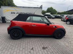 Fahrzeugabbildung MINI One Cabrio One  Bixenon PDC 8fach bereift Scheck